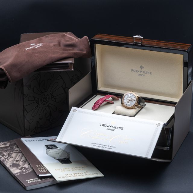 Patek Philippe Complications 4947R-001 Image 5